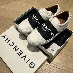 Brand New - Givenchy City Sport Leather Sneakers - Size 39